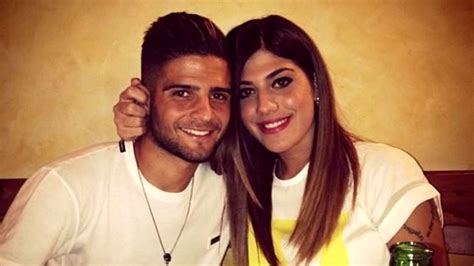 Lorenzo Insigne chi è la moglie Genoveffa Darone età carriera vita