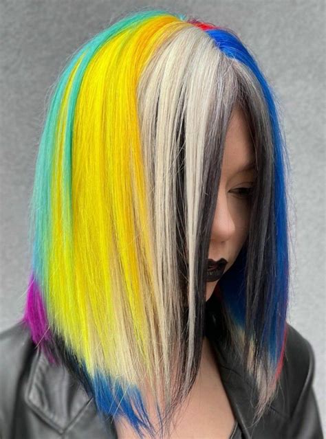 Pin By Reebok On Bunte Haare In 2024 Split Dyed Hair Vivid Hair Color Hair Color Techniques