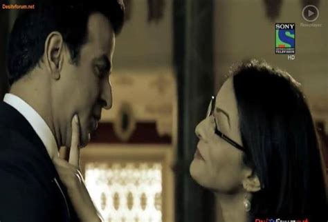 Ronit Roy And Pallavi Kulkarni In Tv Serial Itna Karo Na Mujhe Pyaar