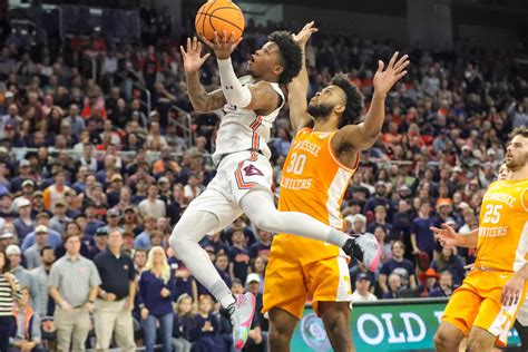 GALLERY: Auburn basketball defeats No. 12 Tennessee 79-70 - Sports ...