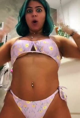 Beautiful Julia Antunes Shows Cleavage In Sexy Bikini Sexyfilter