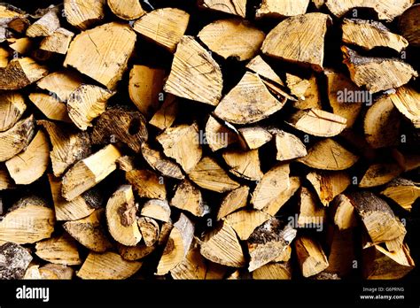 Pile Of Fire Wood Hi Res Stock Photography And Images Alamy