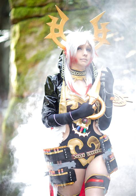 Arch Blood Mage - Rage of Bahamut Cosplay II by ArashiHeartgramm on ...