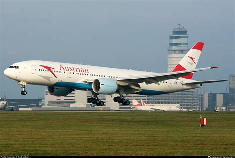 OE LPB Austrian Airlines Boeing 777 2Z9ER Photo by András Soós ID