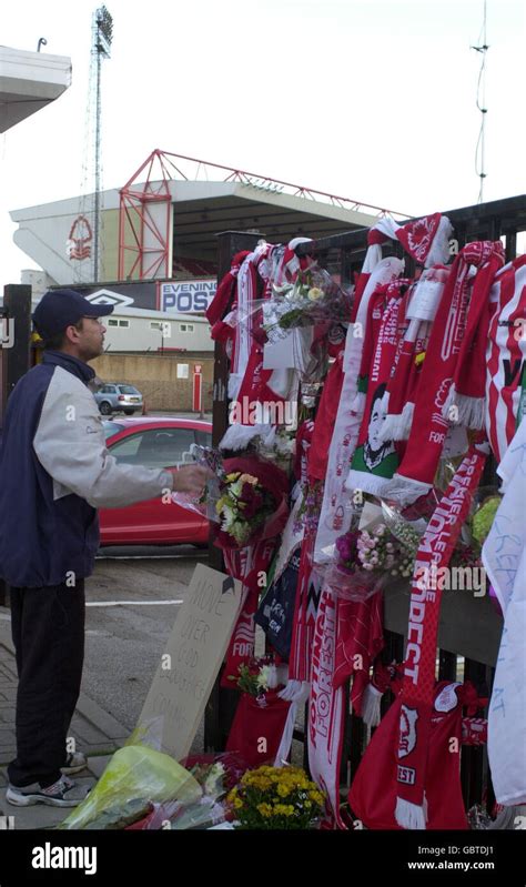 Soccer Coca Cola Football League Championship Brian Clough Tribute