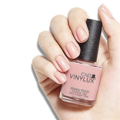 263 Nude Knickers CND Vinylux Nicehands