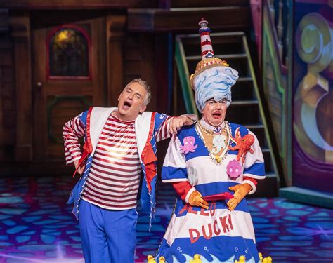 REVIEW: Dick Whittington - Nottingham Theatre Royal - Nottingham - All Things Theatre