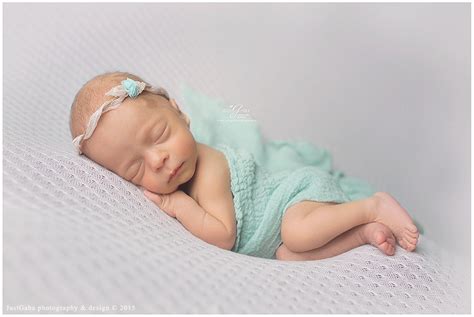 Ula ~ 4lbs little baby girl ~ 1 month old » JustGaba photography