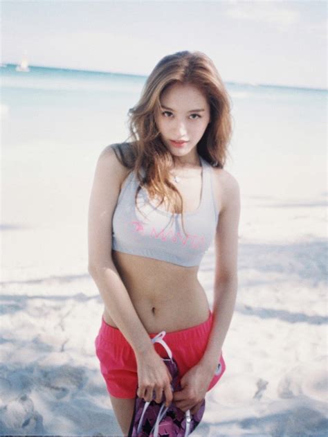 Reasons Why Jaekyung Could Be The Sexiest Girl Of K Pop