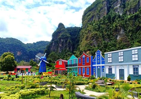 lembah harau