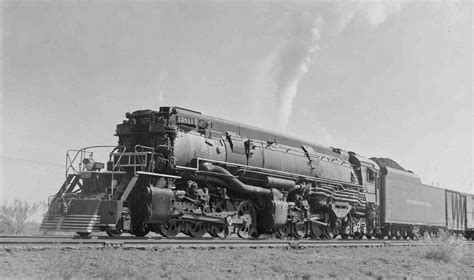 Powerful Southern Pacific Steam Locomotive