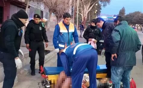 Mendoza policías asistieron a una mujer que dio a luz en la calle