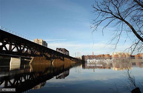 Merrimack River Bridge Imagens E Fotografias De Stock Getty Images