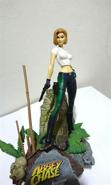 Danger Girl Mcfarlane Action Figure Abbey Chase Hobbies And Toys