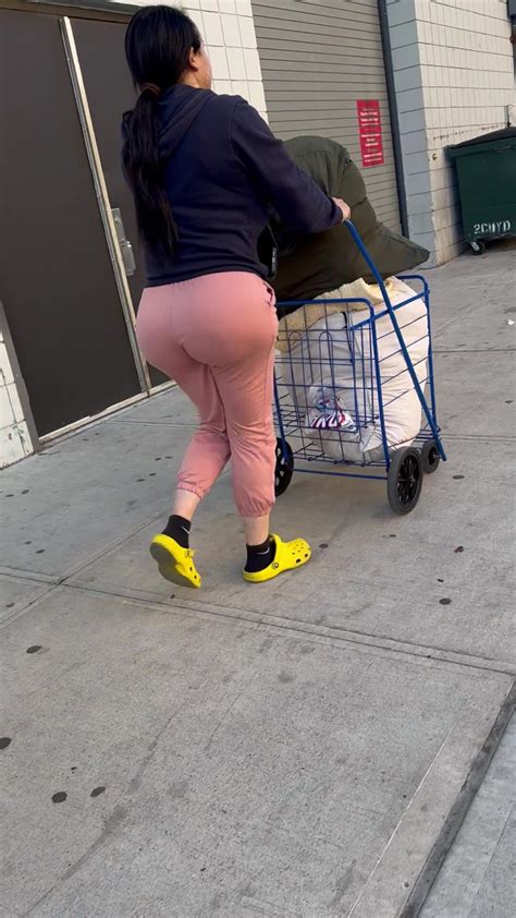 Mama Fat Booty Candid Latina ThisVid