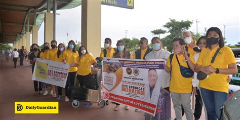 Cebu Pacific Brings Manila Doctors For Eye Surgical Mission Daily Guardian