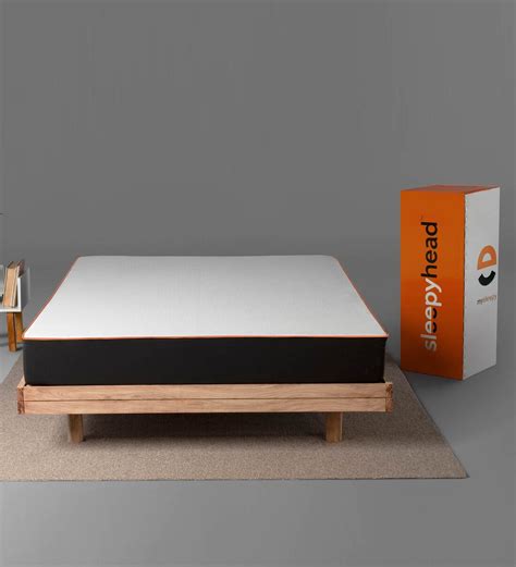 Buy Original Bodyiq 6 Inch Memory Foam Queen Size Mattress Online Queen Size Foam Mattresses