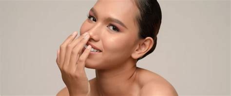 Hidung Tampak Mancung Begini Trik Mudah Membuat Nose Contour Yang