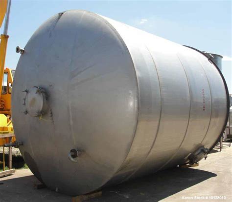 Used 12 000 Gallon Vertical Stainless Steel Tank Dome Top And Slope