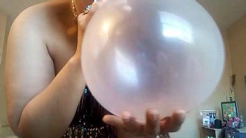 Ginger Paris Juega Con Un Fetiche De Globos De Confeti XVIDEOS