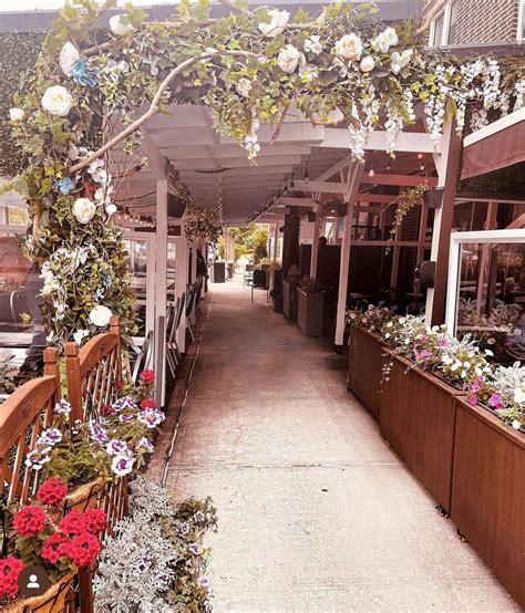 Nick's Bistro | United States | Venue Report