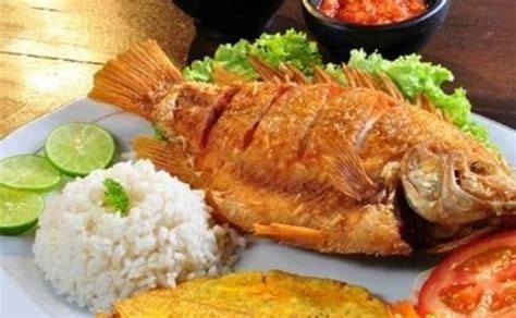 La Virginia Risaralda Colombia Platillo Mojarra Frita