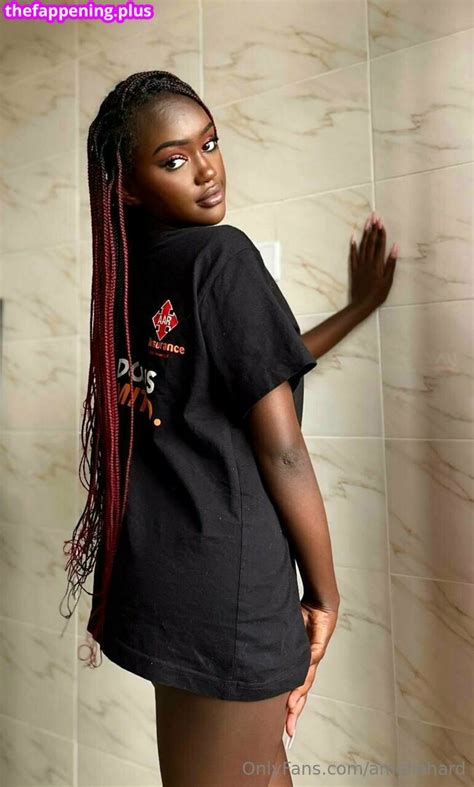 H𝐨t C𝐡o𝐜o𝐥a𝐭e A𝐦e𝐥i𝐚 ameliaearhartofficial ameliahard Nude OnlyFans Photo 11 The