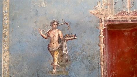 Pompeii Archaeologists Uncover Incredibly Rare Blue Room With Stunning