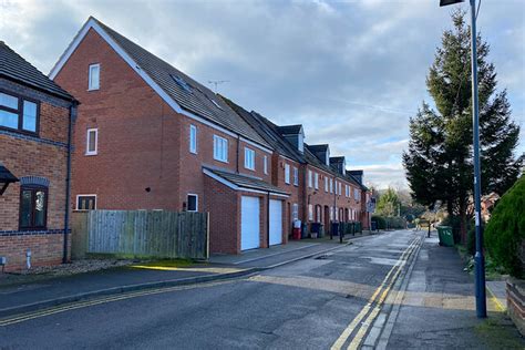 Recent Houses On Vine Lane Warwick © Robin Stott Cc By Sa20