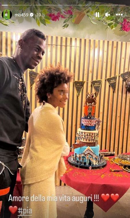 Raffaella Fico E Mario Balotelli Festeggiano La Figlia Pia Le Foto Del