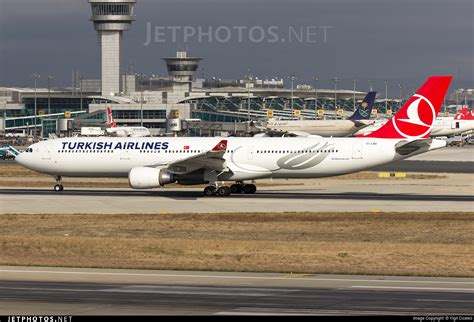 Tc Lnd Airbus A Turkish Airlines Yigit Cicekci Jetphotos