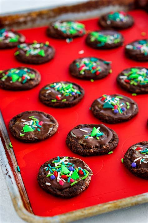 Easy Brownie Christmas Cookies Brownie Cookies Recipes With Marshmallows Cookie Recipes