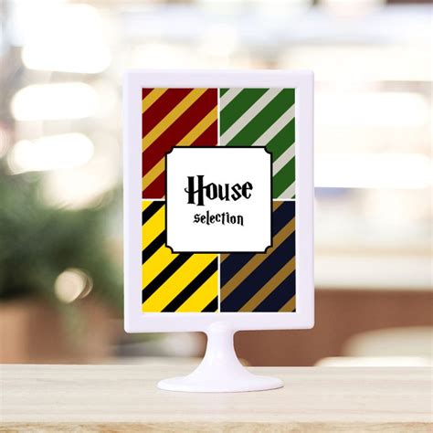 Free Harry Potter Hogwarts House Signs and Badges - Elva M Design Studio