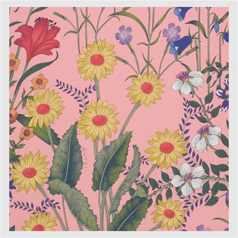 New Flora print wallpaper in light pink New Flora print | GUCCI® US