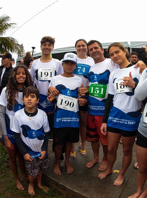 Equipe De Stand Up Paddle De Penha Participa Do Maior Evento De