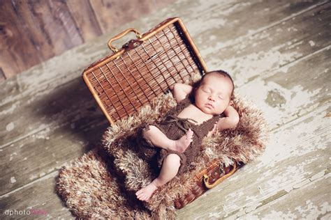 Newborn photography with Baby Olivia - dphotofolio