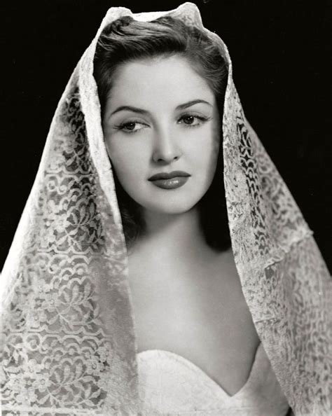 Glamorous Photos Of Martha Vickers In The 1940s ~ Vintage Everyday