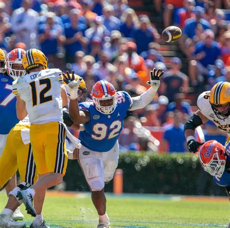 Breaking Lsu Lands Florida Dl Jalen Lee Via Transfer Portal Sports