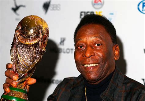 El Fútbol Está De Luto Falleció El Rey Pelé A Los 82 Años El único