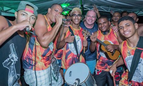 Hz Carnaval Confira Blocos E Shows Que Animam A Folia De Rua No