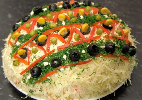 Необычные салаты на праздничный стол - 63 фото