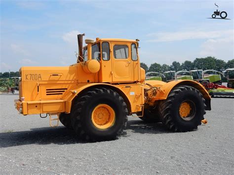 Двигатель для К-700 и К-701 Кировец 8 и 12 цилиндровые: ЯМЗ, ТМЗ