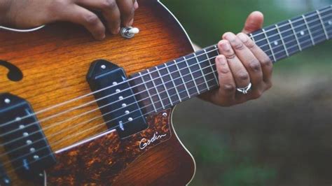 Chord Gitar Dan Lirik Lagu Naked James Arthur Pentingnya Sikap Terbuka Dan Jujur Dalam