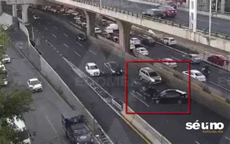 VIDEO Captan carambola iniciada por automóvil que perdió en control en