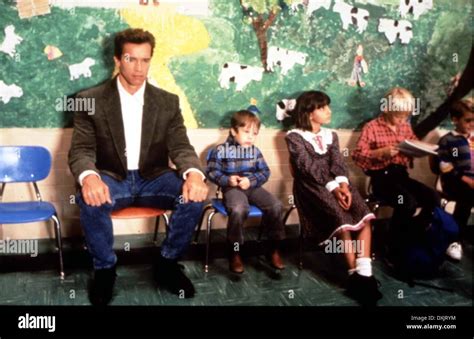 KINDERGARTEN COP (US1990) ARNOLD SCHWARZENEGGER COPYRIGHT: U Stock ...