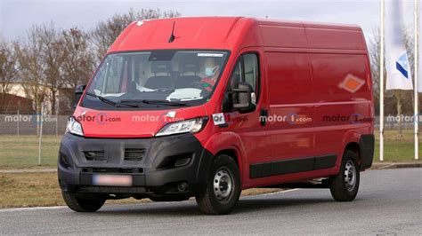 Fiat Ducato Ecco Le Prime Foto Spia Del Prossimo Restyling