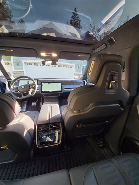 Rear Screen Options Rivian Forum R1t R1s R2 R3 News Specs Models