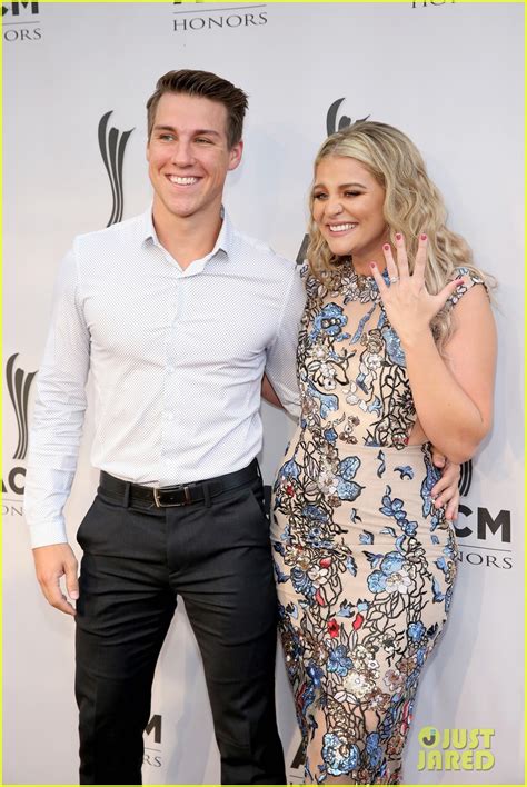 Lauren Alaina And Fiance Alex Hopkins Split End Engagement Photo