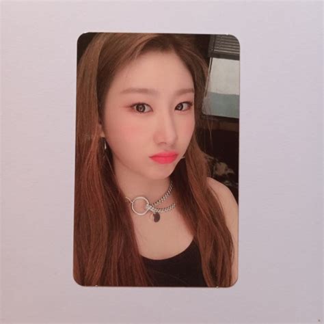 Jual Itzy Photocard Chaeryeong Icy Pout Booked Shopee Indonesia