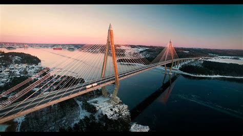 Uddevalla bron - YouTube